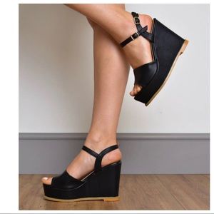 Linda Fabulous comfortable Black Wedge heels Sandals